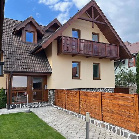 Vila Tatra Stará Lesná エクステリア 写真